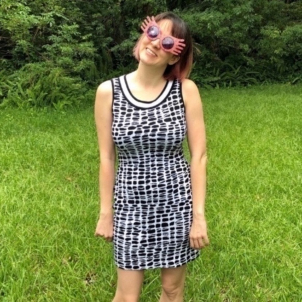 St. John wool blend sleeveless dress size 2